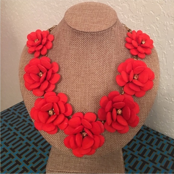 J.Crew large wooden carved floret necklace in sunset orange and gold - Picture 6 of 12